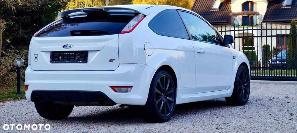 Ford Focus 2.5 ST - 4