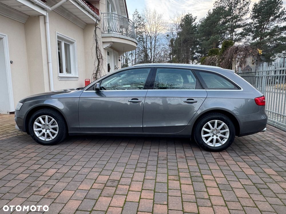 Audi A4 Avant 2.0 TDI - 9