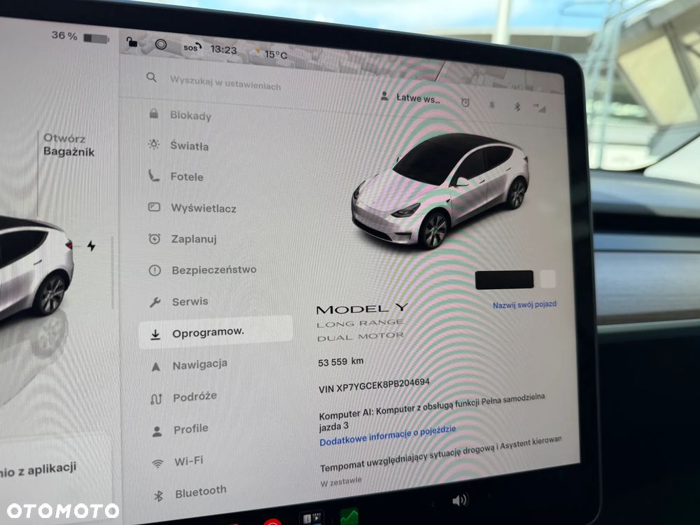 Tesla Model Y - 17