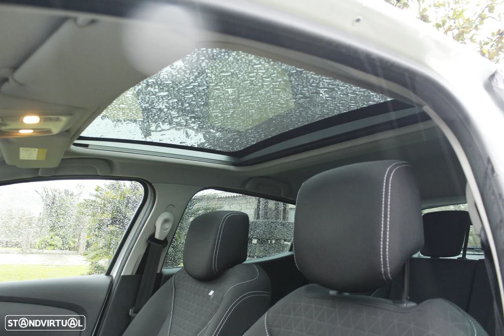 Renault Clio Energy dCi 90 Start & Stop LIMITED 2018 - 11