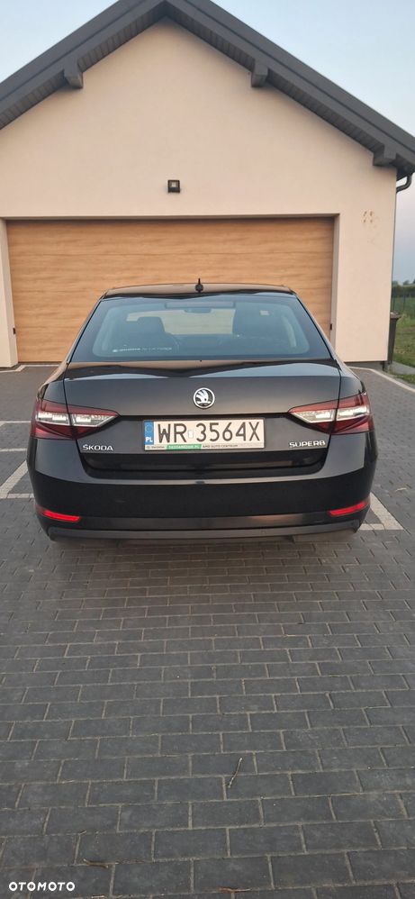 Skoda Superb 1.8 TSI Ambition DSG - 6