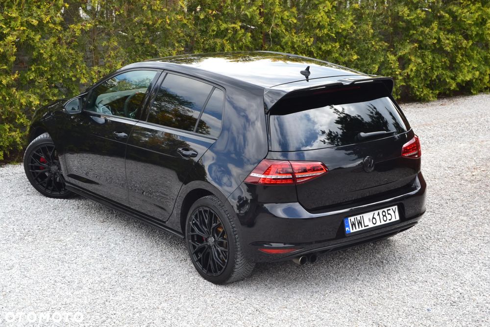 Volkswagen Golf 2.0 TDI BMT GTD DSG - 2