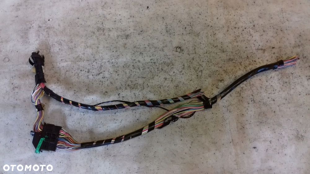 WIĄZKA KOSTKA WTYCZKA POD FOTEL KIEROWCY RENAULT SCENIC II MEGANE - 2