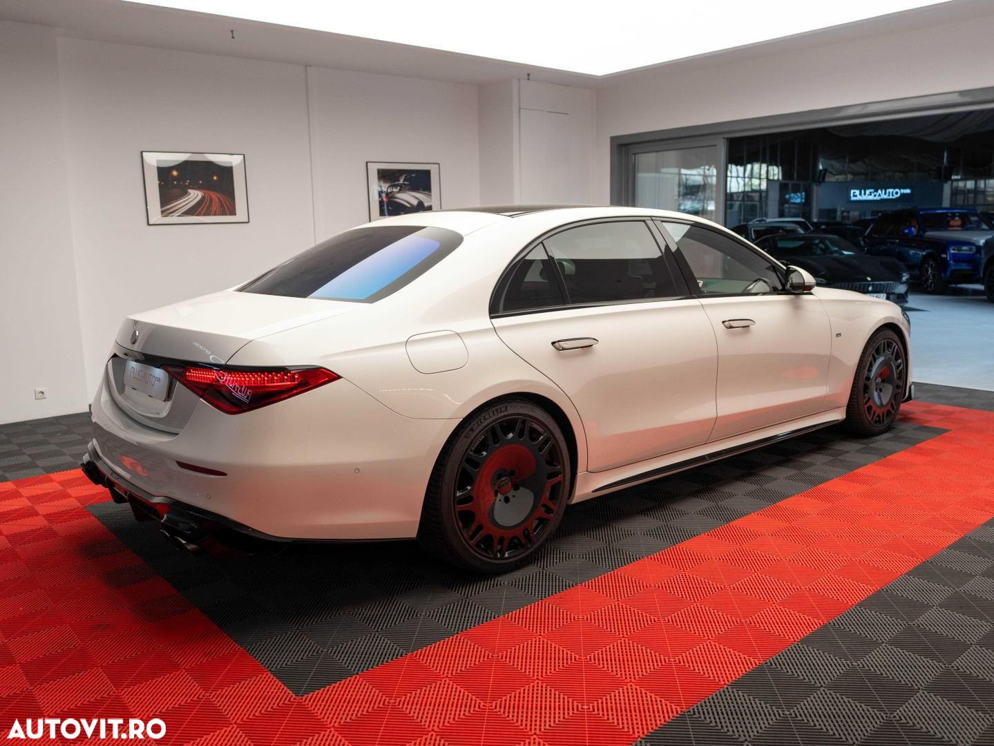 Mercedes-Benz S - 8