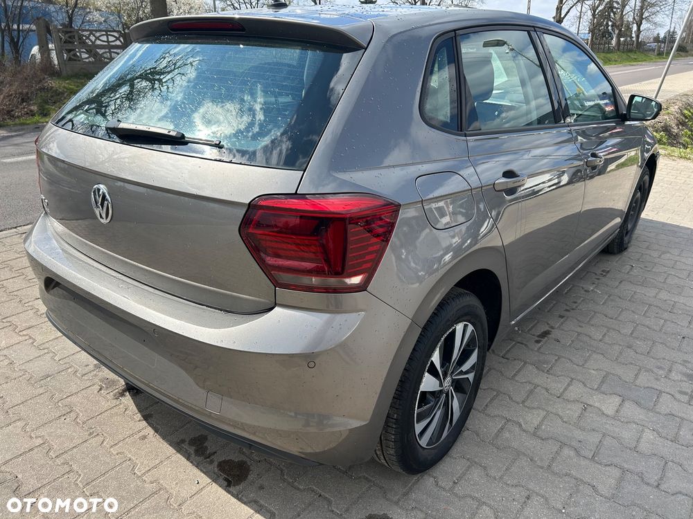 Volkswagen Polo - 4