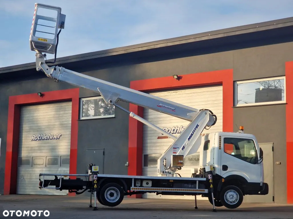 Nissan Cabstar - 11