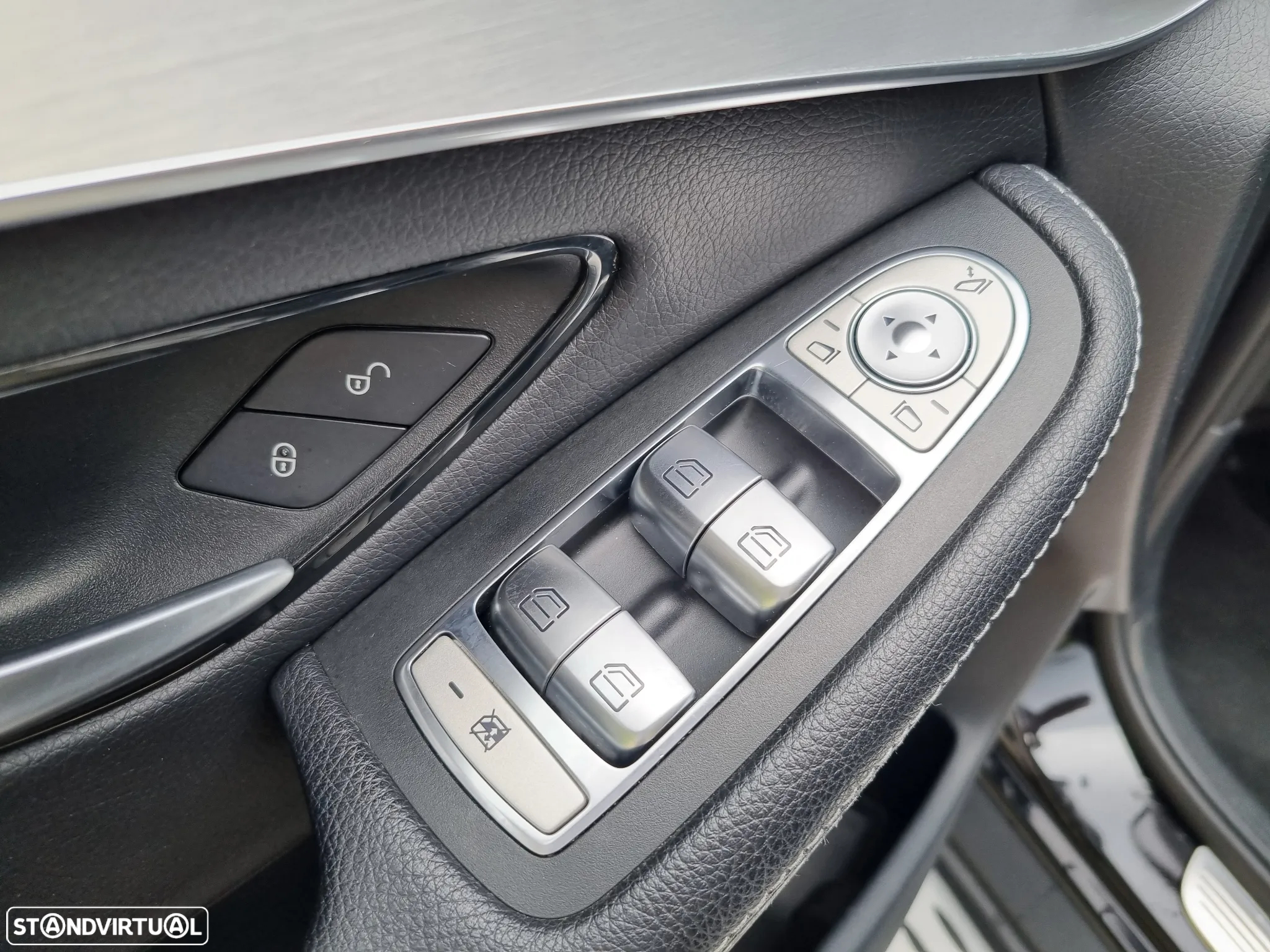 Mercedes-Benz GLC 350 e AMG Line 4-Matic - 30