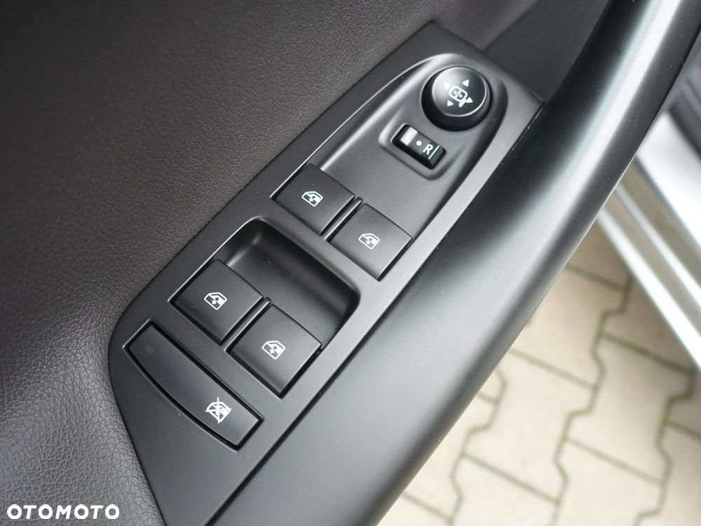 Opel Astra 1.6 BiTurbo D (CDTI) Start/Stop Innovation - 27