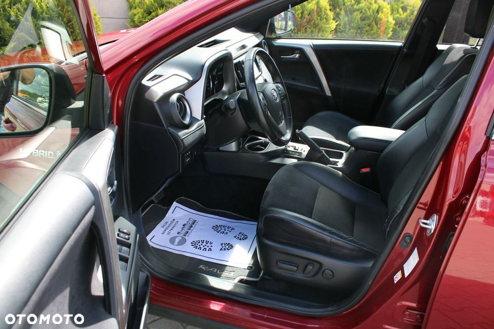 Toyota RAV4 - 18