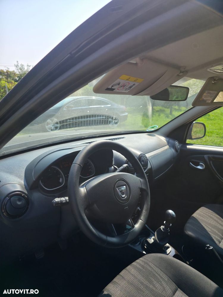Dacia Duster 2013 photo 5