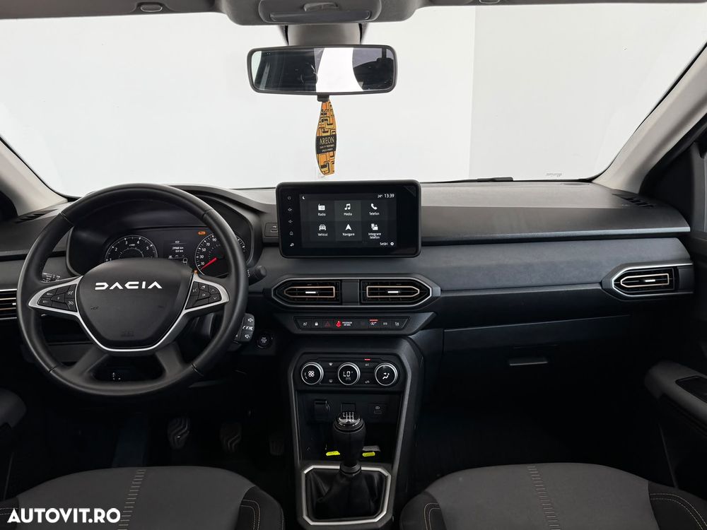Dacia Sandero TCe 90 MT5 Journey - 4