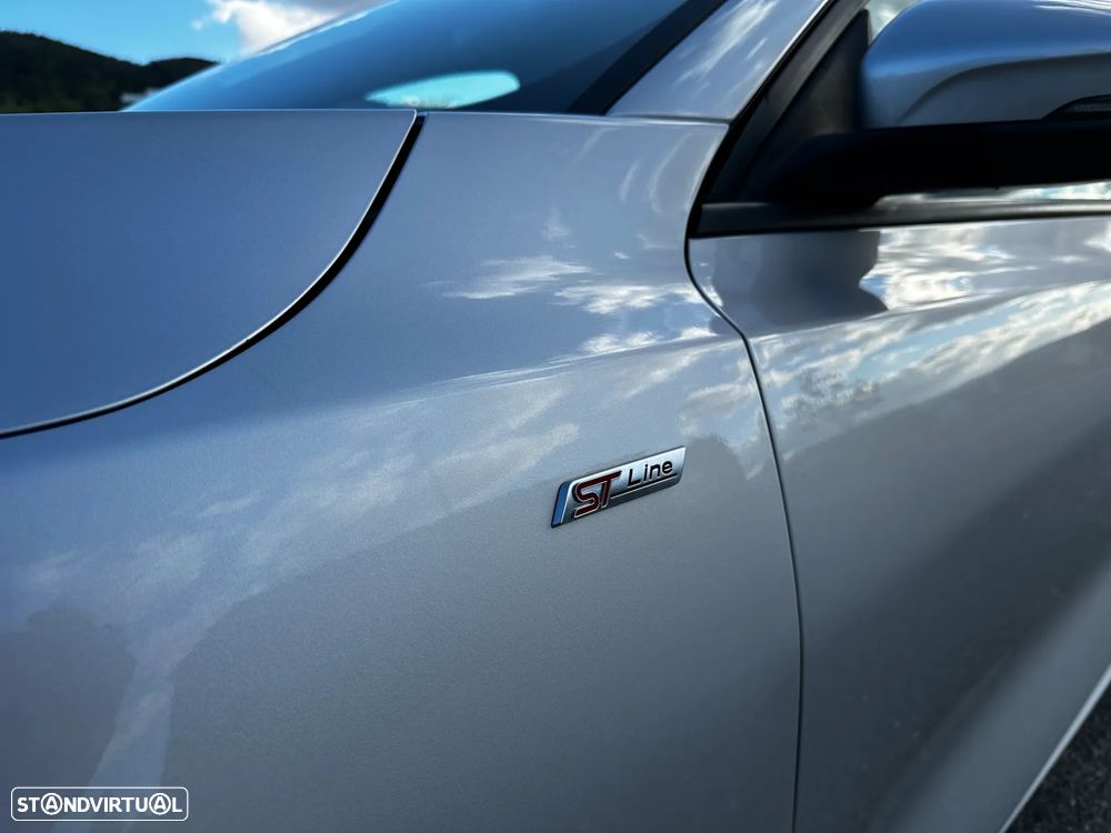 Ford Focus 1.0 EcoBoost MHEV ST-Line - 10