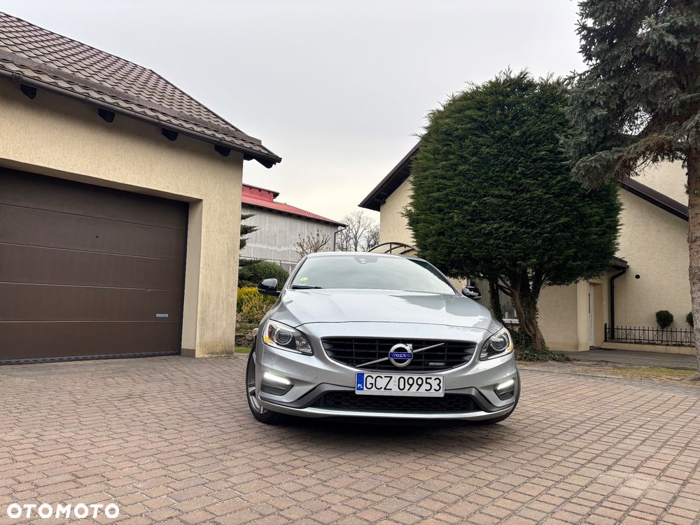 Volvo V60 D4 Drive-E R-Design Summum - 3