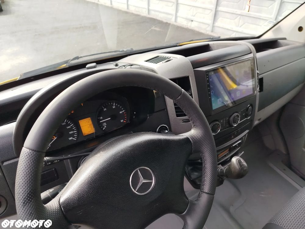 Mercedes-Benz SPRINTER - 12