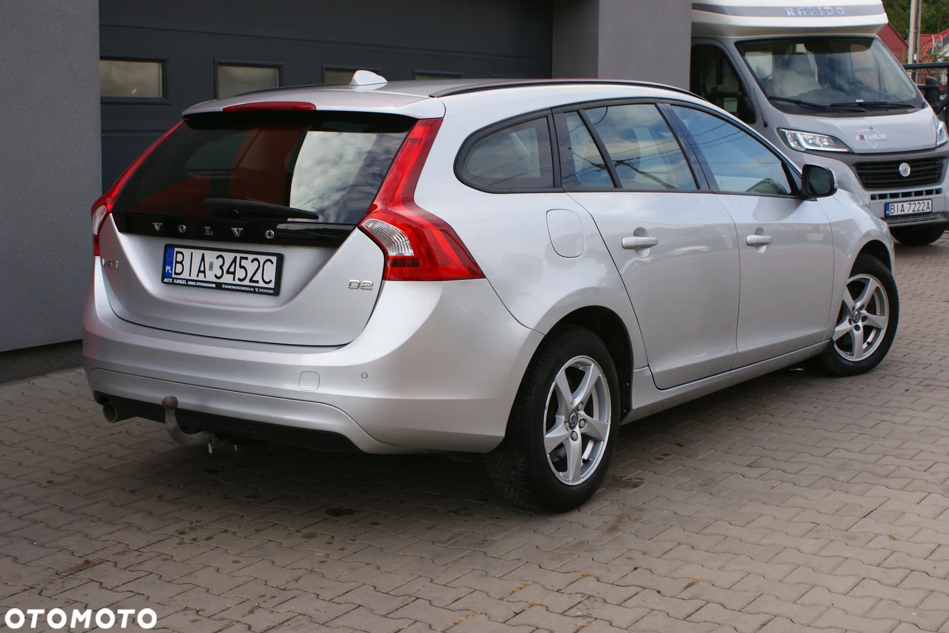 Volvo V60 D2 Drive-E Momentum - 4