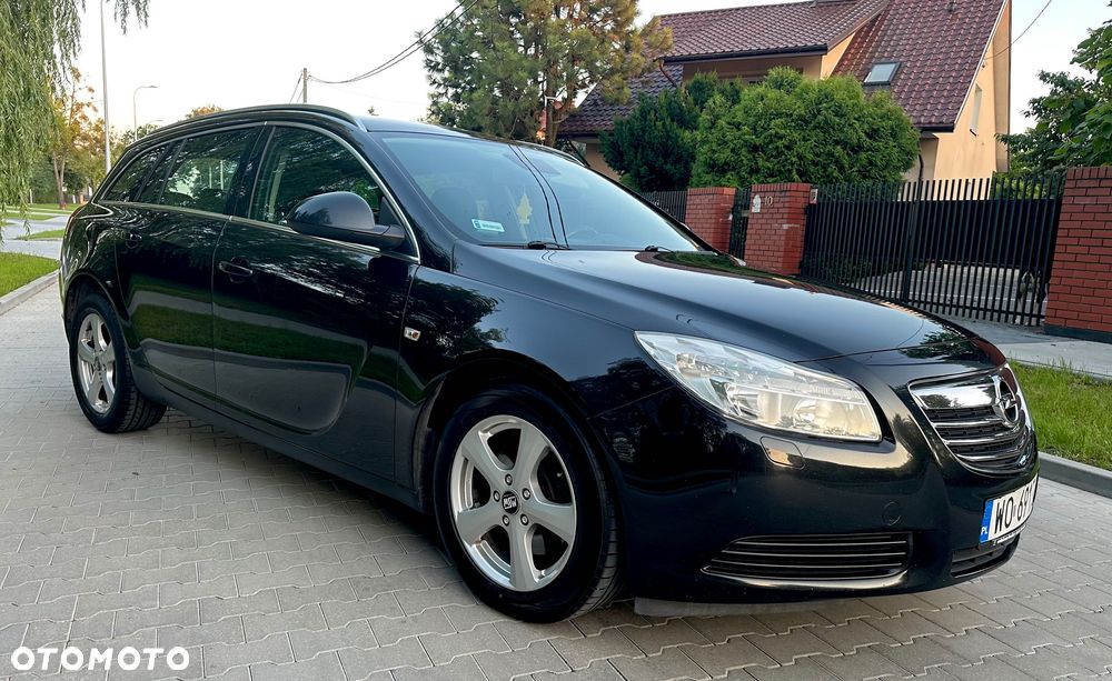 Opel Insignia - 1