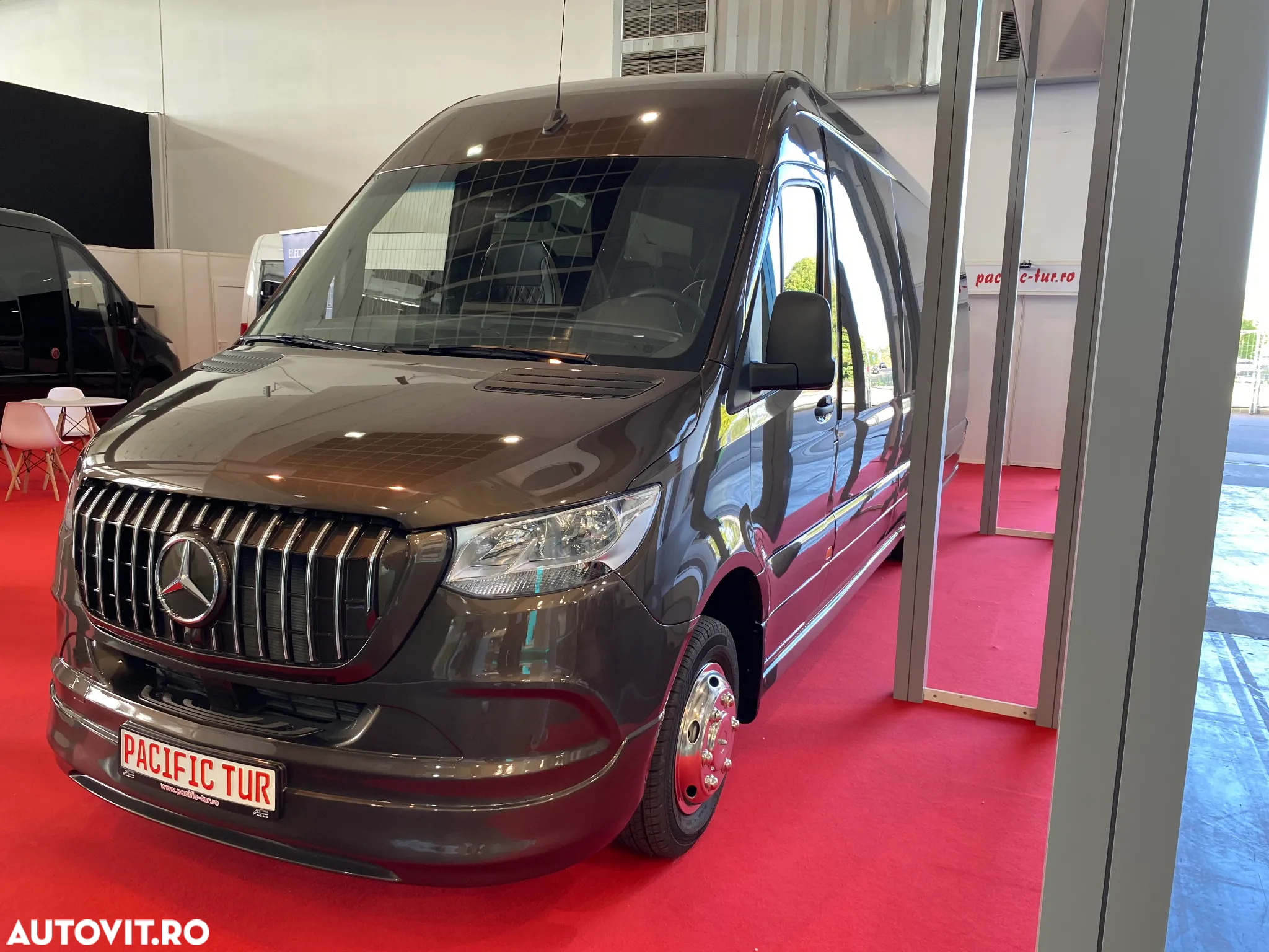 Mercedes-Benz 519 19+1+1 LOCURI vip  *COC* - 11