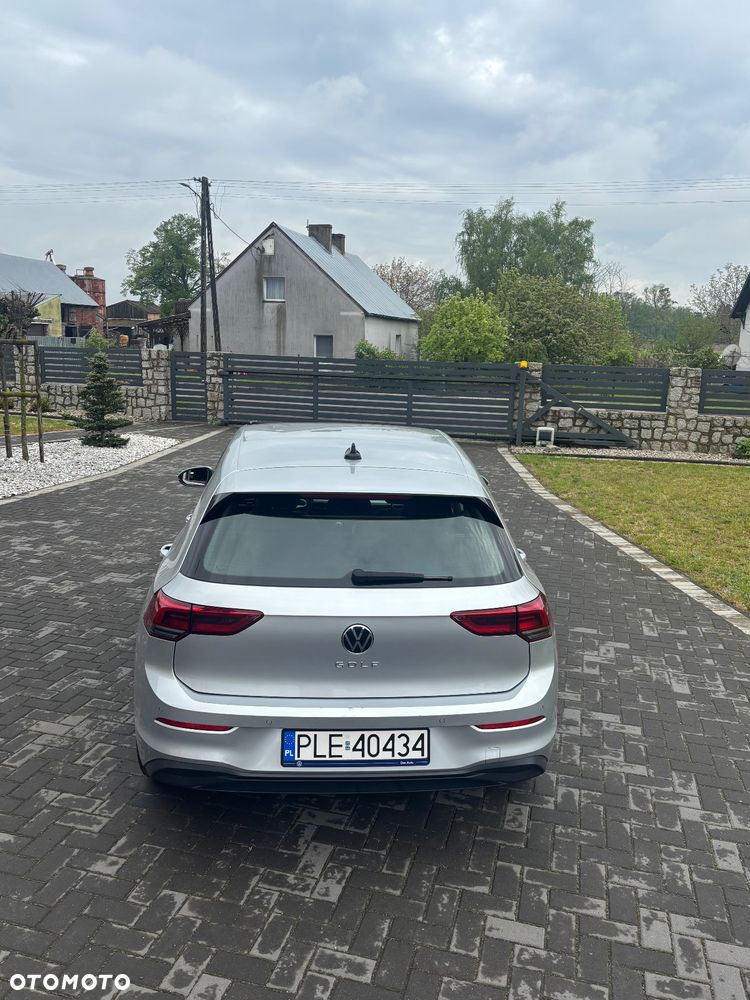 Volkswagen Golf VIII 2.0 TDI - 7