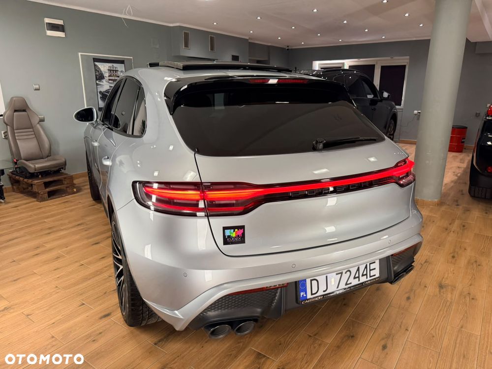Porsche Macan Standard - 16