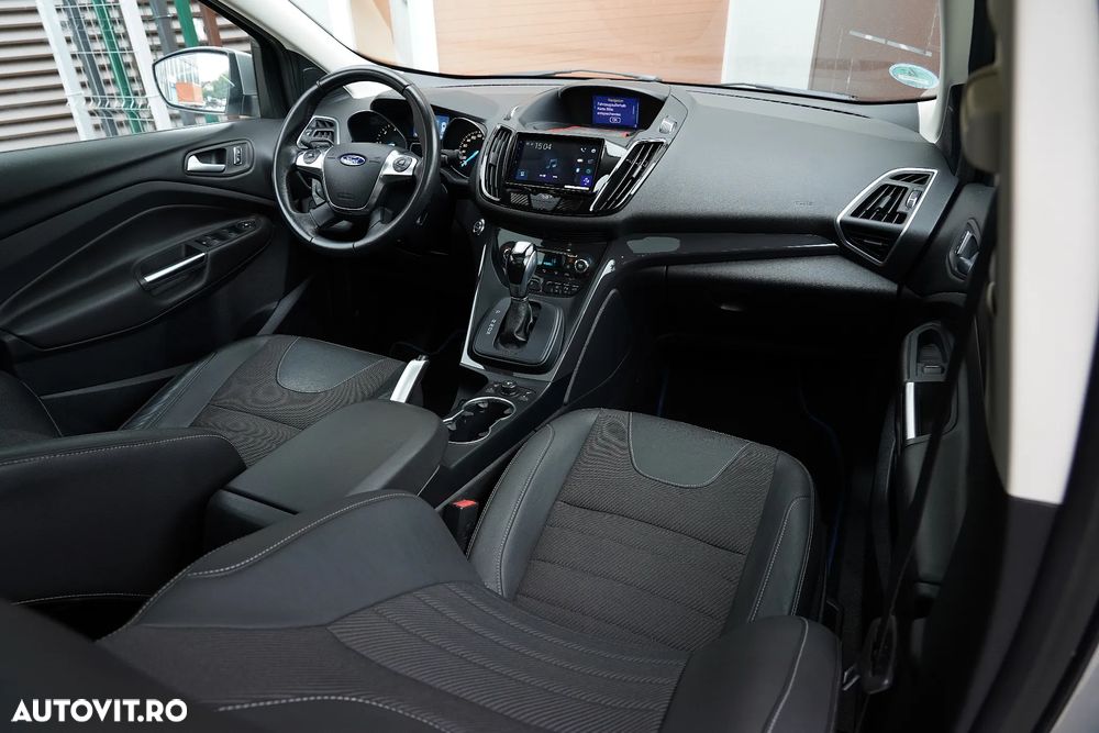 Ford Kuga 2.0 TDCi 4WD Powershift Titanium - 10