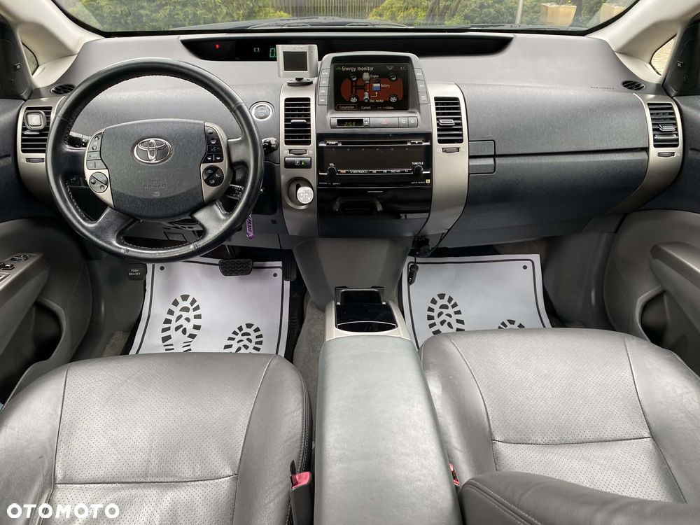 Toyota Prius 1.5 VVT-i Sol - 5