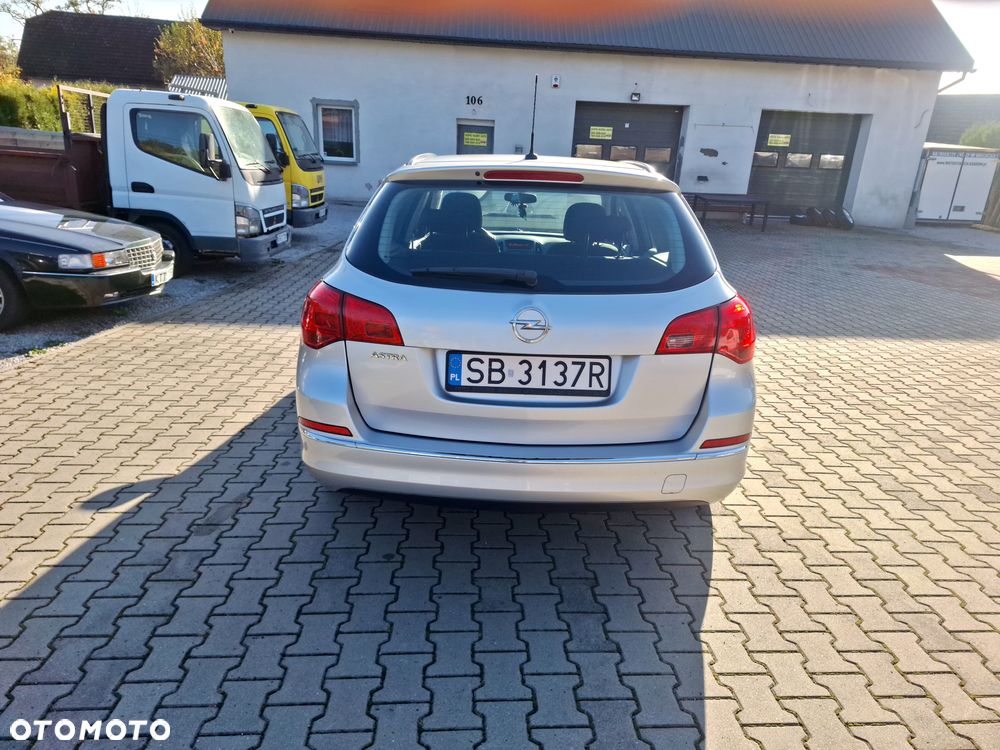 Opel Astra - 25