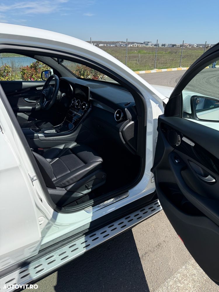 Mercedes-Benz GLC Coupe 200 4Matic 9G-TRONIC AMG Line - 18