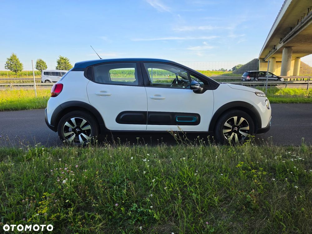 Citroën C3 1.2 PureTech Shine - 3