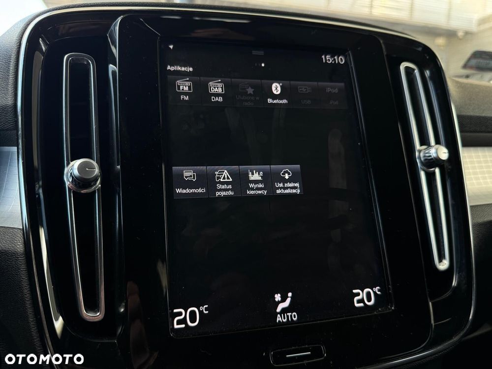 Volvo XC 40 T3 Momentum - 31