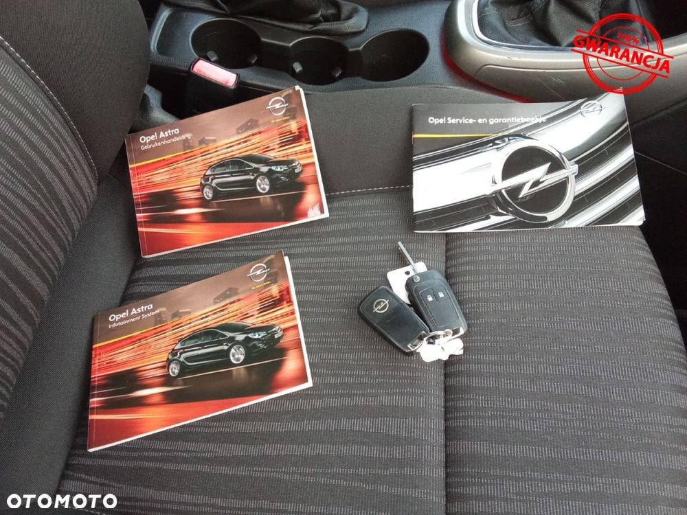 Opel Astra - 37