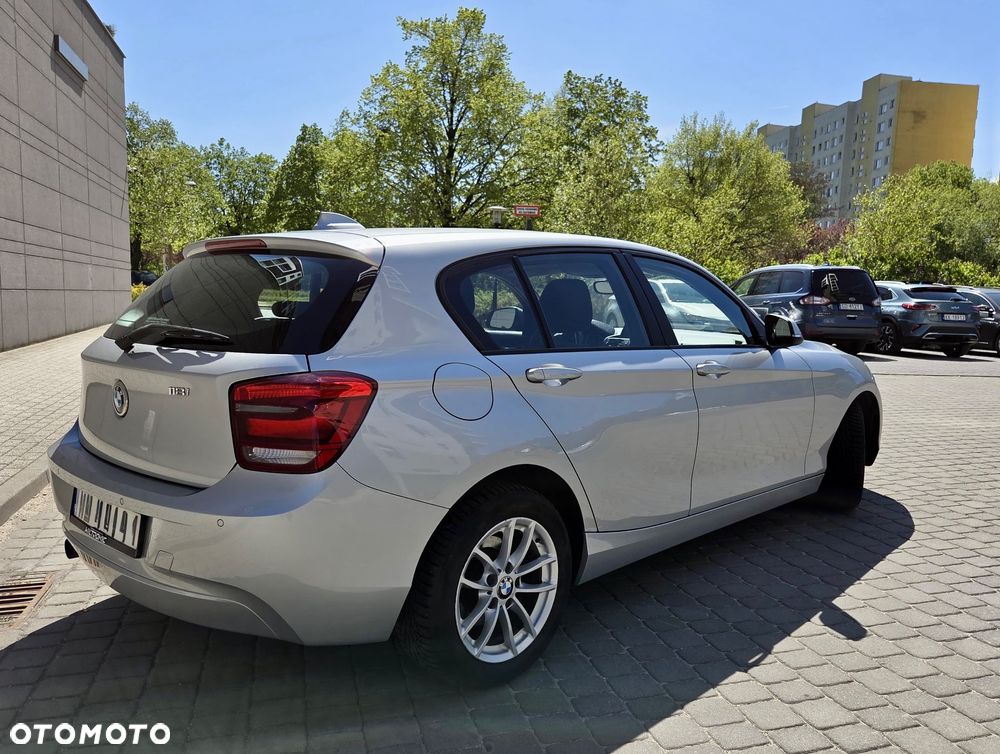 BMW Seria 1 118i - 4