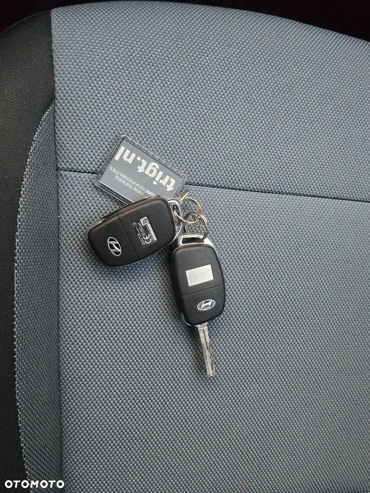 Hyundai i20 blue 1.2 YES Gold - 37