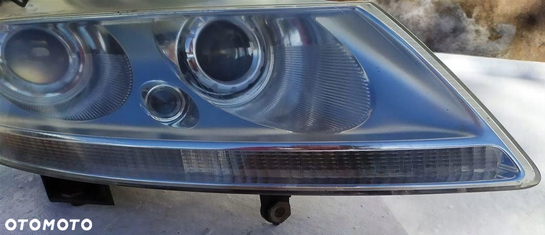 LAMPA PRAWY PRZÓD XENON VW PHAETON 3D1941016F - 3