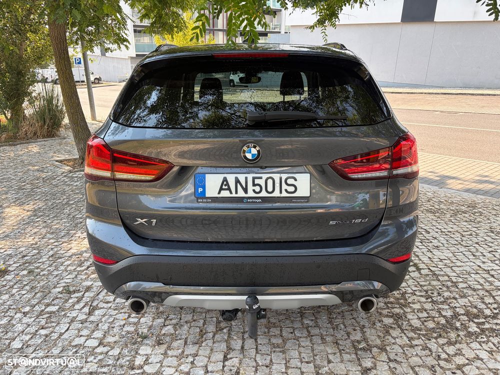 BMW X1 sDrive18d Pack Desportivo M - 6