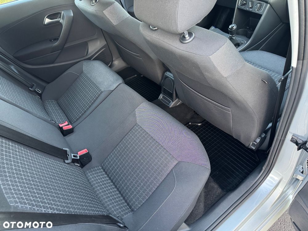 Volkswagen Polo - 25