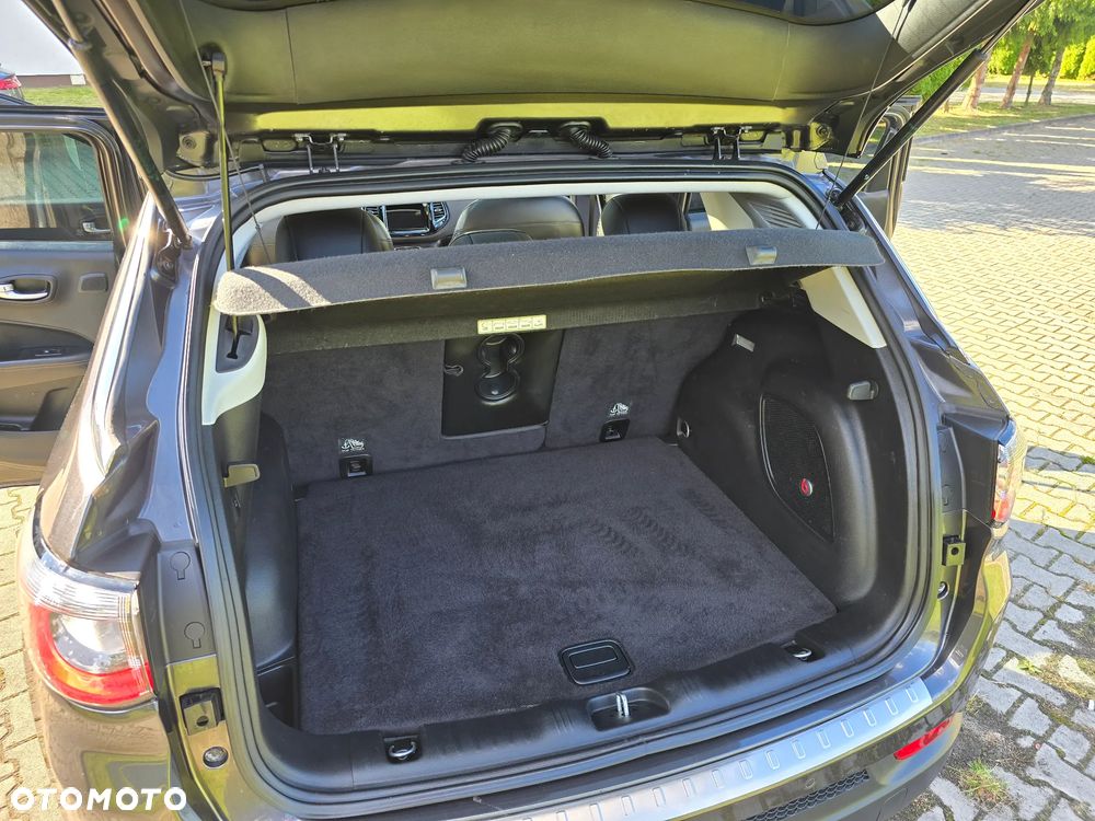 Jeep Compass 2.0 MultiJet Active Drive Limited - 16