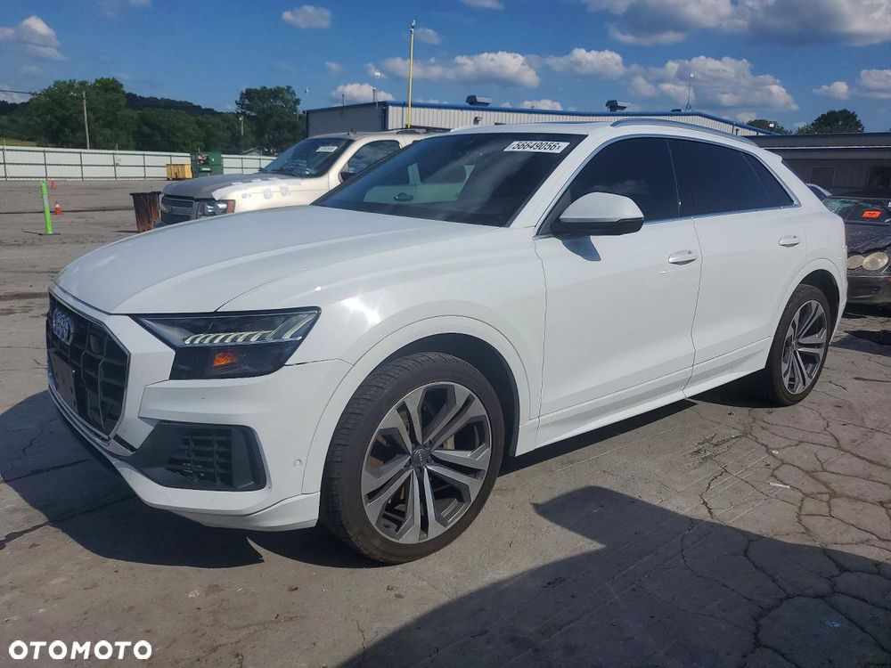 Audi Q8 - 2