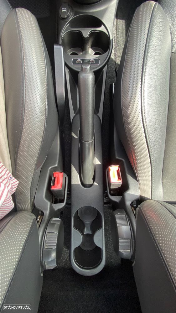 Fiat 500 1.0 Hybrid Sport - 40