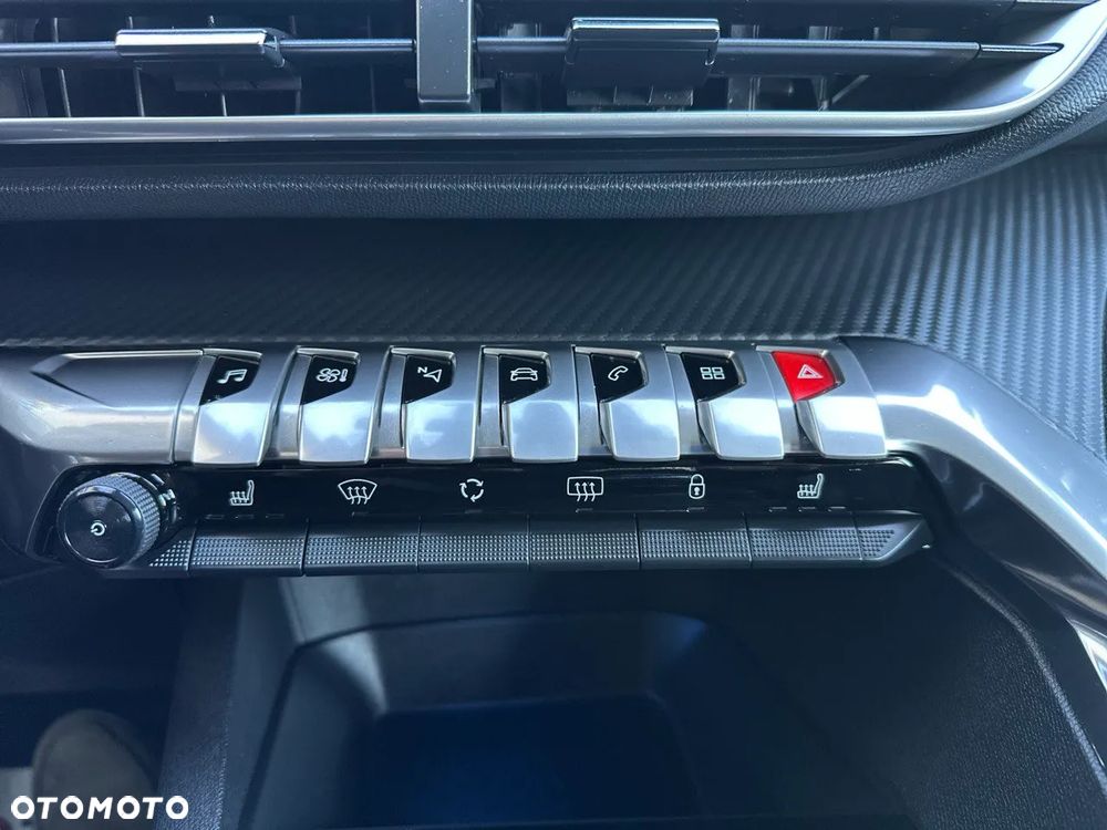 Peugeot 3008 PureTech 130 Stop & Start GPF Active - 12