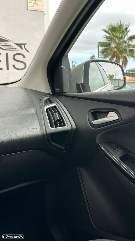 Ford Focus 1.0 EcoBoost Titanium Aut. - 26