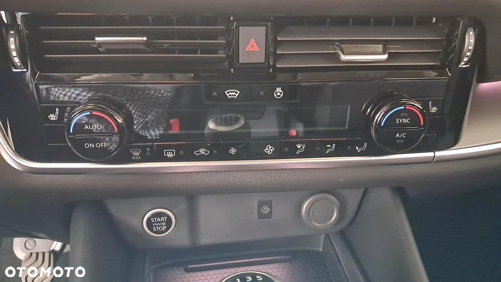 Nissan Qashqai 1.3 DIG-T MHEV N-Connecta Xtronic - 20