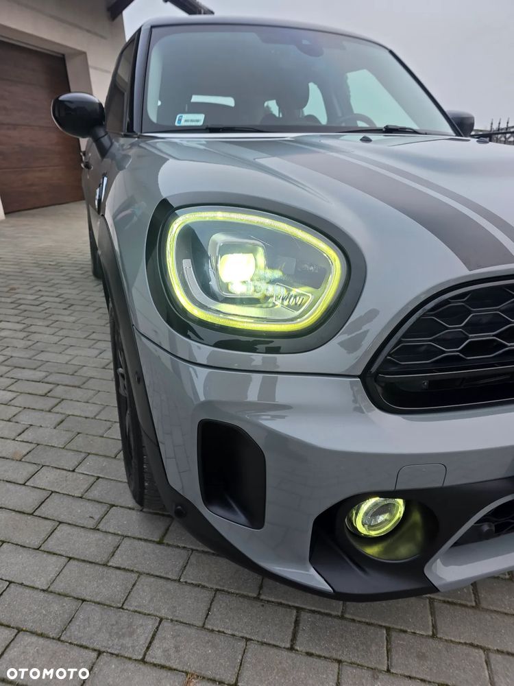 MINI Countryman Cooper SE ALL4 John Cooper Works Trim - 3