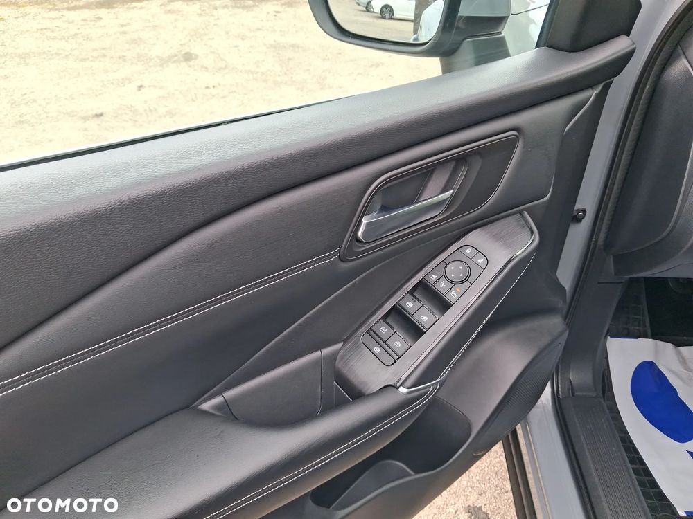 Nissan Qashqai 1.3 DIG-T MHEV N-Connecta - 10