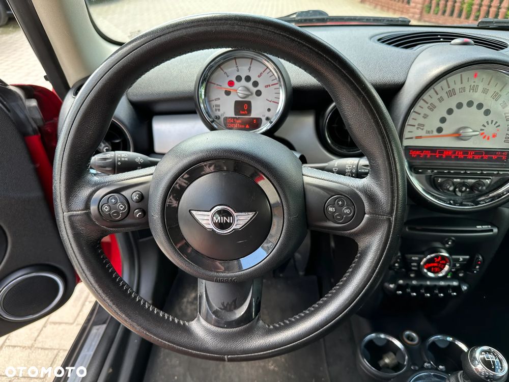 MINI ONE - 7