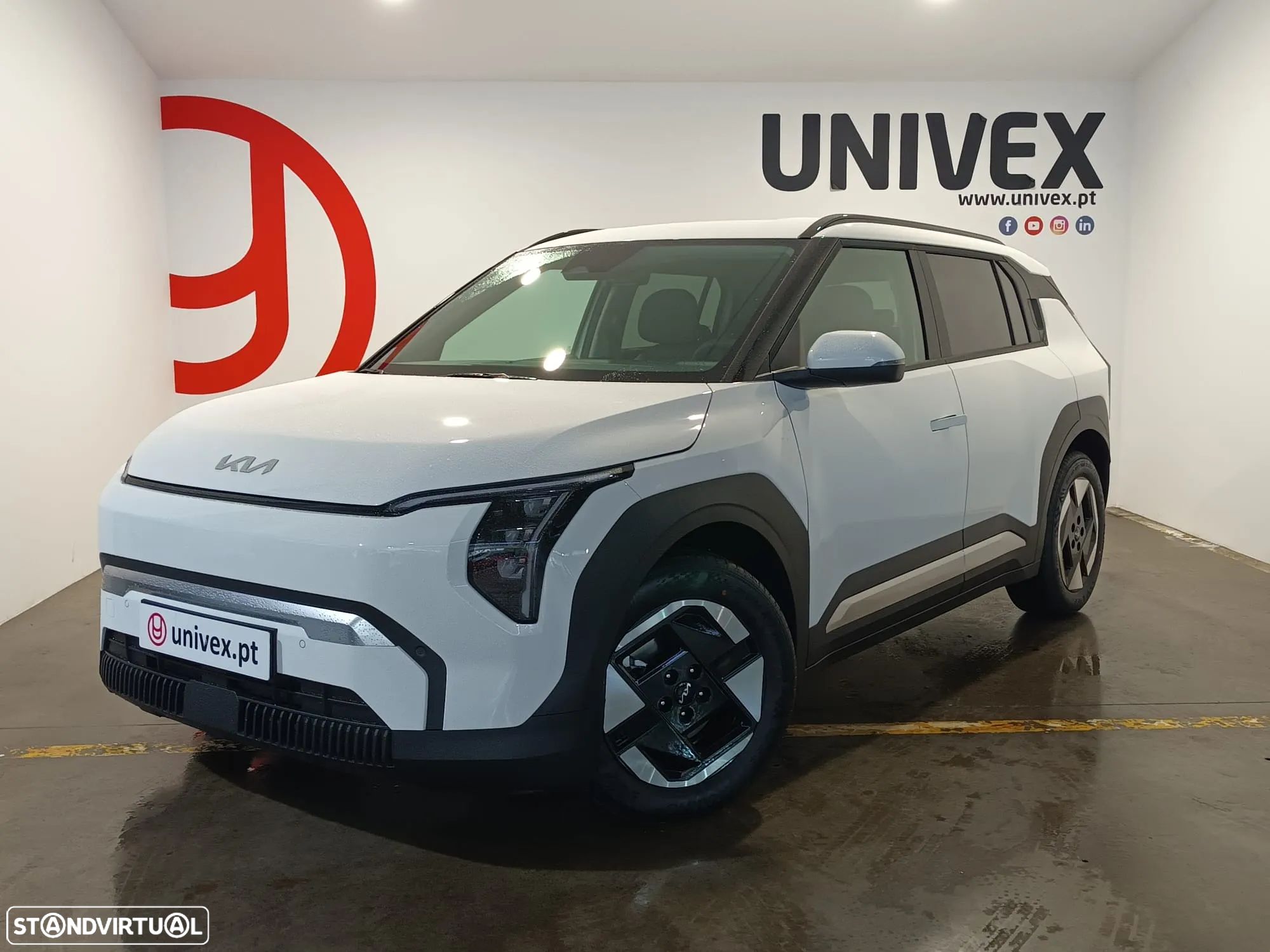 Kia EV3 58.3 kWh Drive - 1