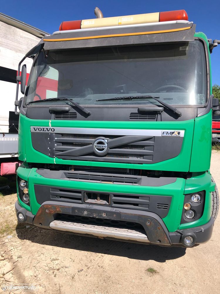 Volvo FMX 330 EIXO TRASEIRO DIRECIONAL - 2