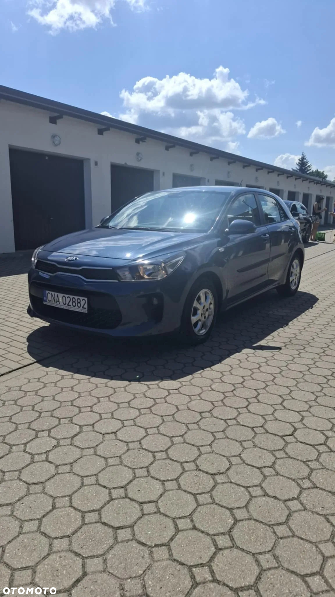 Kia Rio - 2