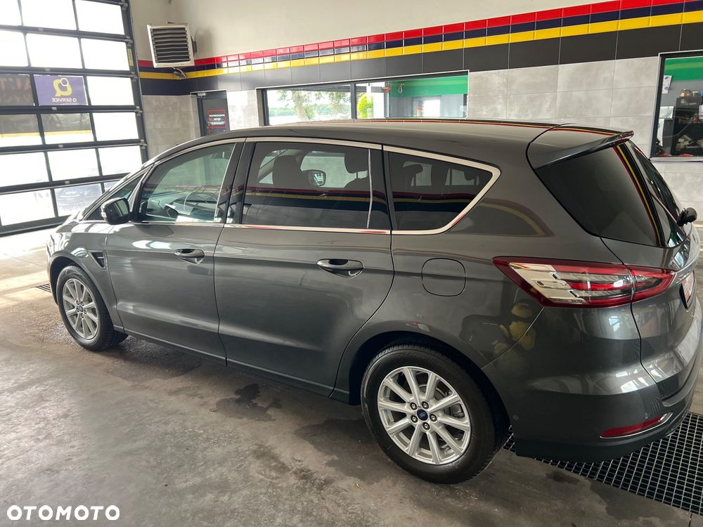 Ford S-Max - 10