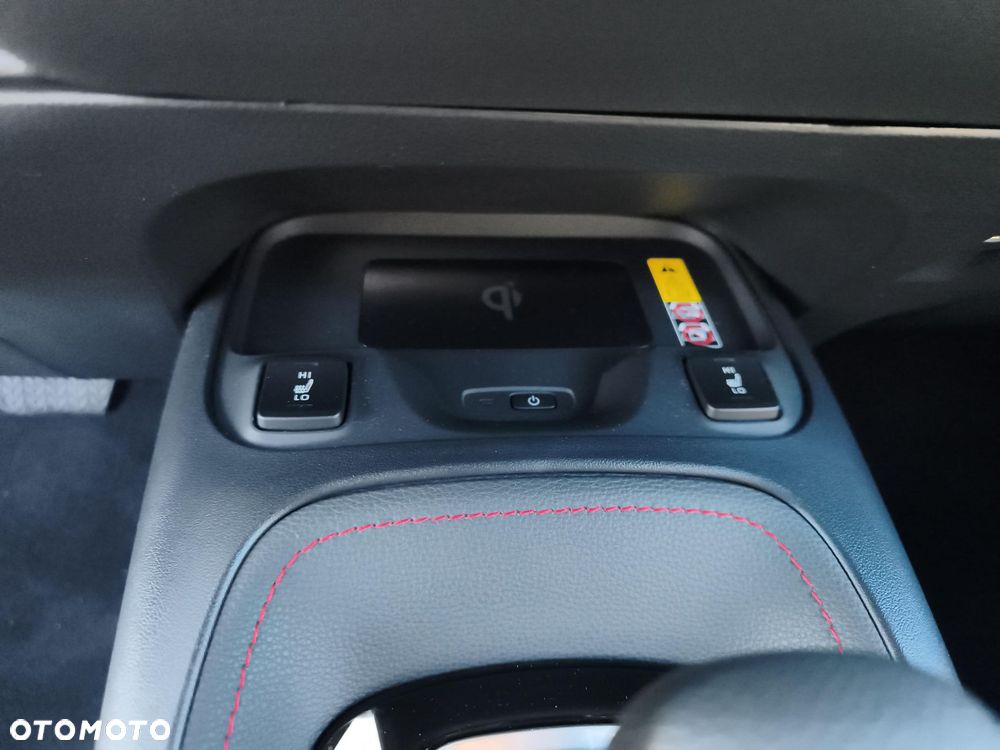 Toyota Corolla 2.0 Hybrid GR Sport Dynamic - 26