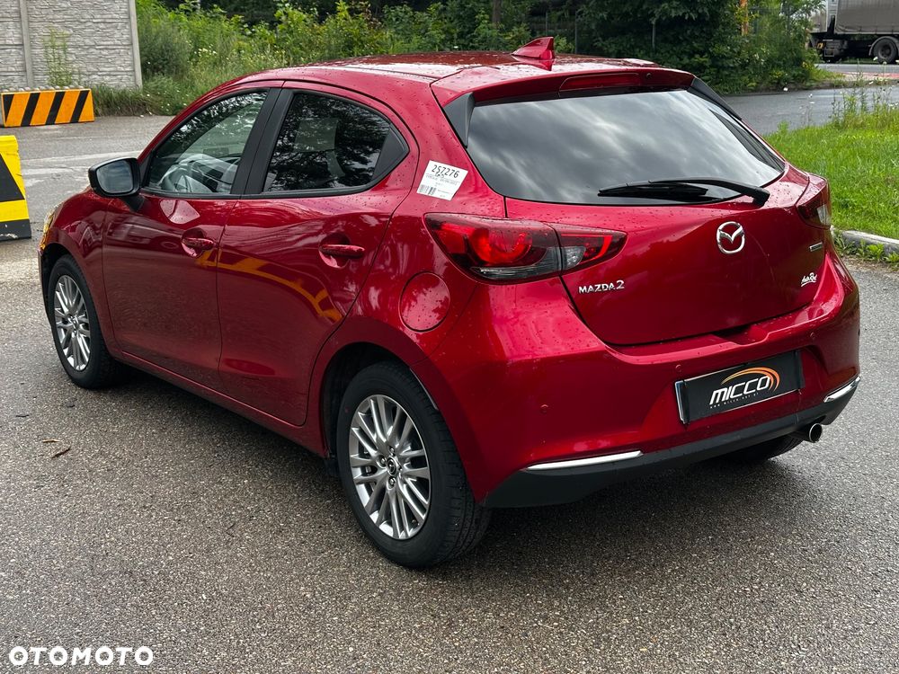 Mazda 2 - 4